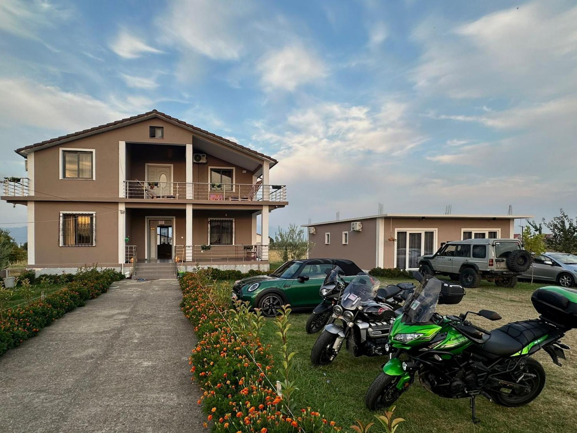Hotel Villa Ballkan Grilë 外观 照片