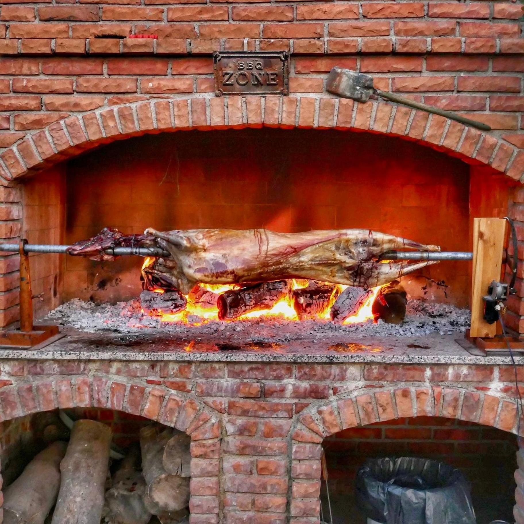 Hotel Villa Ballkan Grilë 外观 照片